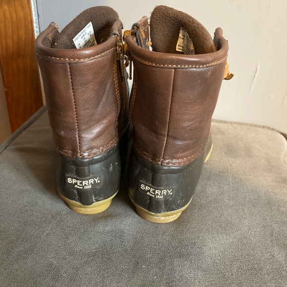 Sperry Duck Boots - Picture 2 of 3
